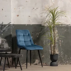 Mangohoutonline Eetkamerstoel Nice Donkerblauw met zwart onderstel Mahom